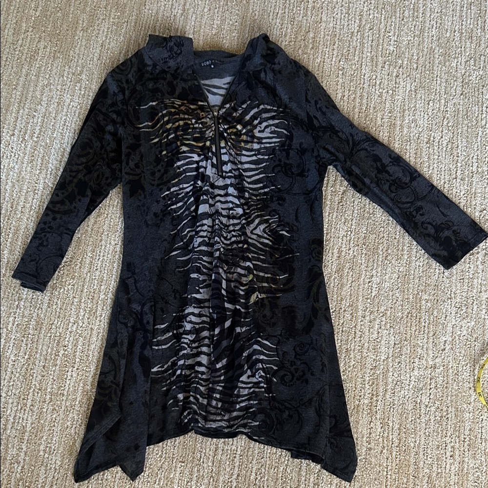 BOHO CHIC brand tunic with hood in M